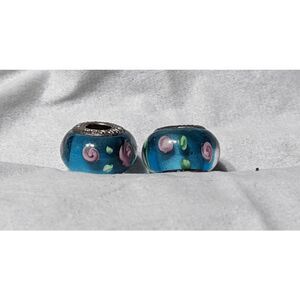 NEW SET OF 2 PANDORA MURANO BEADS TRANSLUCENT LT BLUE W/PINK & WHITE FLOWERS - B